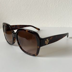 NWOT Tory Burch Sunglasses. Comes with case and pouch.